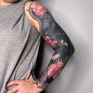 Tatuagem de flor: veja 10 trabalhos impressionantes de Esther Garcia