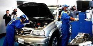 Servicios de matriculación y revisión técnica vehicular se mantienen suspendidos en Quito