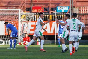 En vertiginoso duelo, la U cayó ante Audax y sigue mirando de reojo el descenso