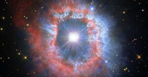 Telescópio da NASA capta momentos finais de ‘vida’ de estrela monstruosa no espaço