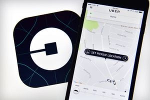 Gobierno impulsará proyecto para reglamentar plataformas como Uber