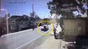 VIDEO. Violento accidente en Boca del Monte deja a dos personas heridas