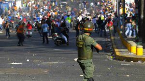 Venezuela: condenan a 15 meses de cárcel a alcalde opositor de Maduro