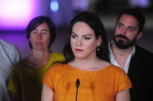 Daniela Vega desafía a Ezzati: "Ven conversar conmigo ¿Te atreves?"