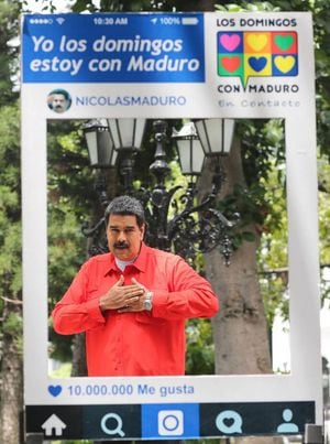 El código QR: el sistema que controla los votos de Maduro