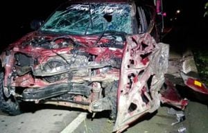 Muere mujer en trágico accidente de tránsito en vía nacional