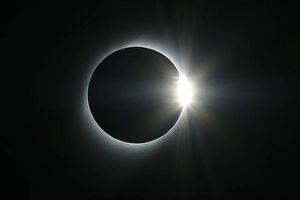 Eclipse 2020: a qué hora es y cuánto se podrá ver en Santiago y en cada región del país
