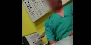 ¡Indignante! Médico se masturba frente a una paciente en pleno consultorio