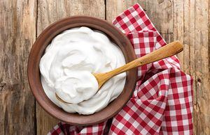Aprenda a fazer um creme de leite caseiro (só 3 ingredientes)