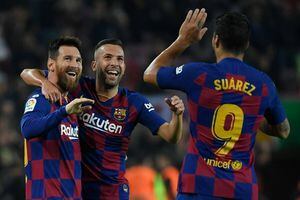 Barcelona gana y es líder de España con una nueva marca de Messi 