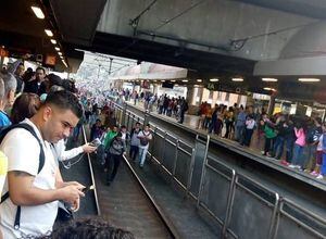 Incidente en la estación Universidad del Metro obliga al cierre de ocho estaciones