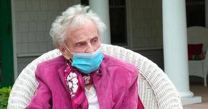 Mulher de 102 anos sobreviveu à gripe espanhola, dois cânceres e ao coronavírus