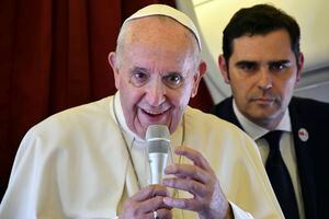 Papa Francisco dona 500 mil dólares a migrantes en México
