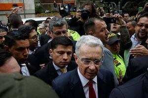 Primeras imágenes de Álvaro Uribe en su llegada a la indagatoria