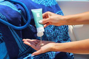 Cuidado com a pele: 10 dicas para usar o protetor solar do jeito certo