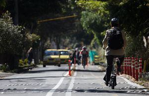 Los vehículos que sí podrán circular durante el día sin carro y sin moto en Bogotá