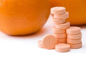 Especialistas señalan a la vitamina C como la aliada contra la osteoporosis