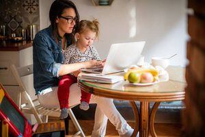 Si eres madre pasando los 30 años, tu hijo será más inteligente