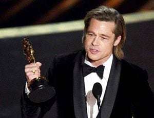 Donald Trump se burló del discurso de Brad Pitt en los Oscar