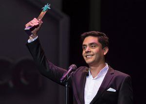 Jayro Bustamante recibe premio para la producción de su nuevo filme “La Llorona”