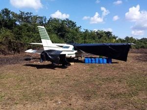 Localizan aeronave abandonada en Sayaxché, Petén