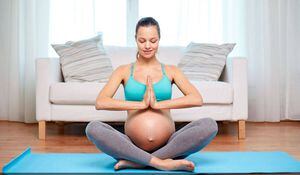 3 ejercicios de yoga para mantener el cuerpo y la mente relajados durante el embarazo