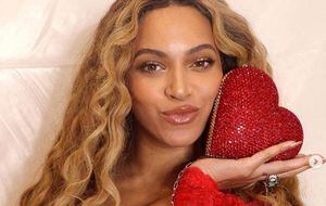 FOTO: Beyoncé se convirtió en león en honor a la película 'El Rey León' y el resultado es asombroso