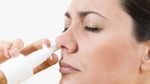 Un aerosol para la gripe frena la reproducción de la COVID-19