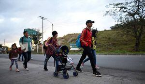 Nueva caravana de migrantes hondureños entró "legalmente" a Guatemala
