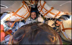 Ya están en casa: Astronauta de la NASA y cosmonautas rusos aterrizaron en Kazajistán