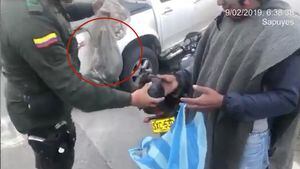 ¡Increíble! Hombre intenta traficar droga usando a cachorro como mula
