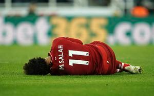 Baja confirmada: Mohamed Salah no jugará la semifinal de Champions League ante Barcelona