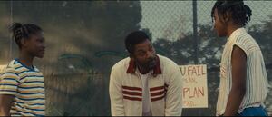 Will Smith se convierte en el padre de Venus y Serena Williams en el trailer de "King Richard"