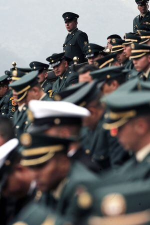 La Procuraduría investiga a tres generales por presunta corrupción en el Ejército