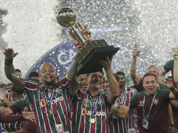 4 jugadores del Fluminense fueron apartados por participar en una fiesta sexual