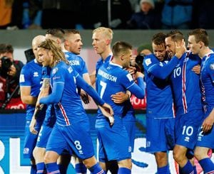 Los Vikingos hacen historia: Islandia jugará su primer Mundial al clasificar a Rusia 2018