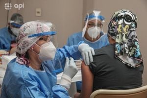 Médicos de primera línea en Cuenca no recibieron la vacuna