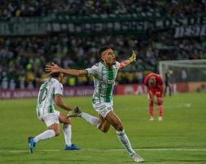 Atlético Nacional anuncia la salida de Daniel Muñoz, su gran figura, al fútbol europeo