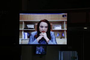 María Fernanda Espinosa asegura que la naturalización de Assange fue consultada y aprobada por Lenin Moreno