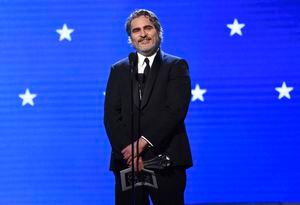 Ahora va por el Oscar: el aplaudido discurso de Joaquin Phoenix tras ganar el Critic's Choice por el Joker