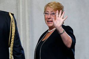 El impasse de la Presidenta Bachelet en actividad sobre textos escolares que sacó más de una carcajada en las redes