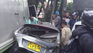 ¡Atención! Grave accidente en El Poblado dejó una persona fallecida y varios niños afectados