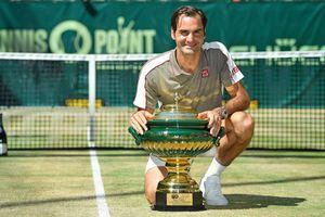 Su Majestad Roger Federer agiganta su leyenda y consigue su título 102º en el ATP de Halle