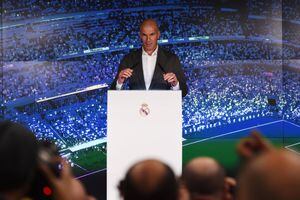 Zidane y su retorno a Real Madrid: "Vuelvo porque el presidente me llamó, y lo quiero a él y al club"