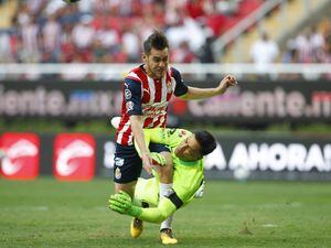 Jesús Angulo queda fuera de la liguilla por fractura en el peroné