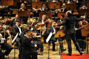 Orquestra toca todas as sinfonias de Beethoven