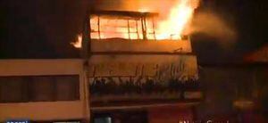 Gigantesco incendio consumió bar en Bogotá