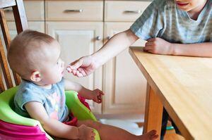 5 alimentos para combatir el estreñimiento del bebé