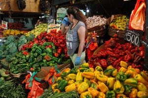 ¿Sabes cómo ver el precio de las frutas y verduras? Revisa distintas formas para armar tu presupuesto