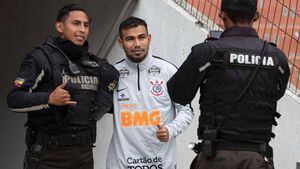 Lluvia y granizo impidió que Corinthians culmine su entrenamiento en Quito